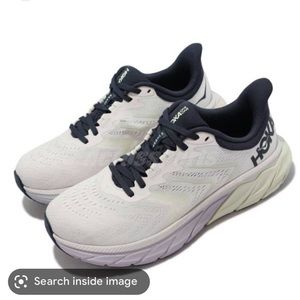 Hoka One One Arahi 5, Size 9